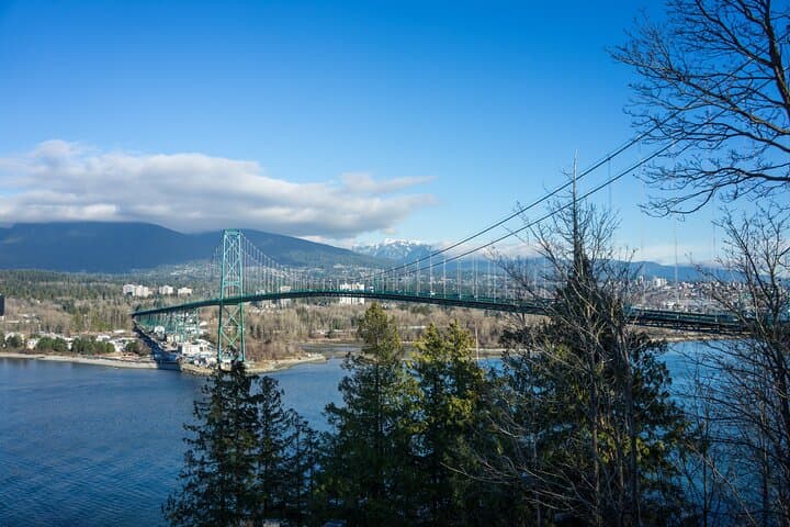 Vancouver to the Rockies: 9-Day Spring Premium Tour through Banff, Yoho & Radium photo 4