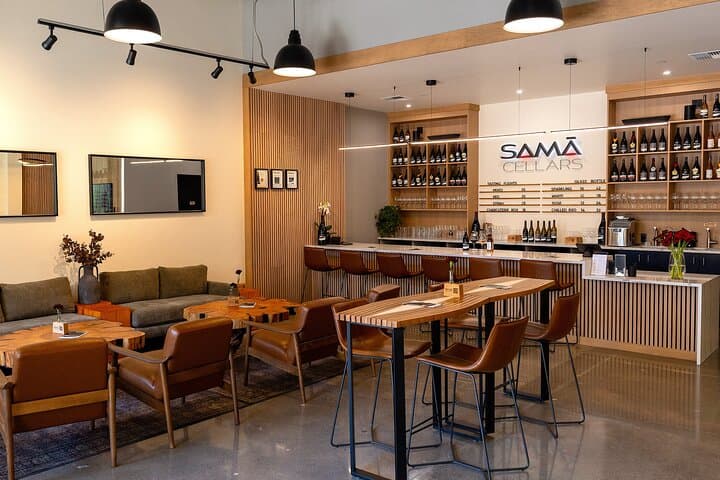 Sama Cellars Wine Tasting in Redmond Town Center — Boutique Washington Wines photo 6
