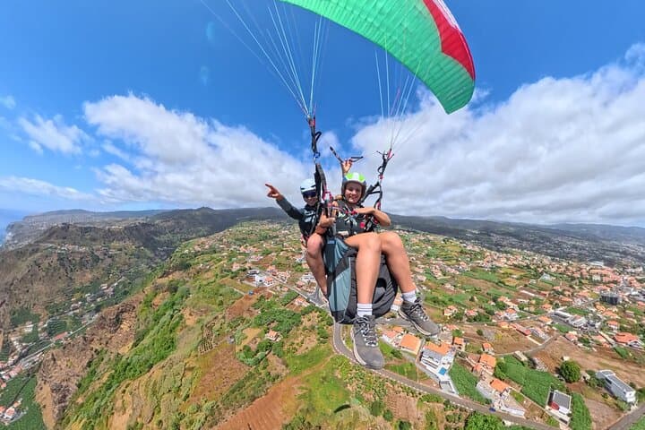 Paraglide Madeira: Tandem Flight Over Madalena do Mar Coast