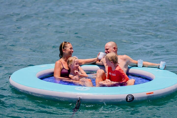 Fortunata Half-Day Private Sailing in Aruba — Snorkel Arashi & Malmok photo 2