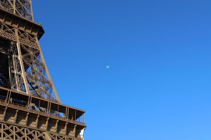 Eiffel Tower Reserved Lift Access: Second Floor or Summit Small-Group Tour photo 3