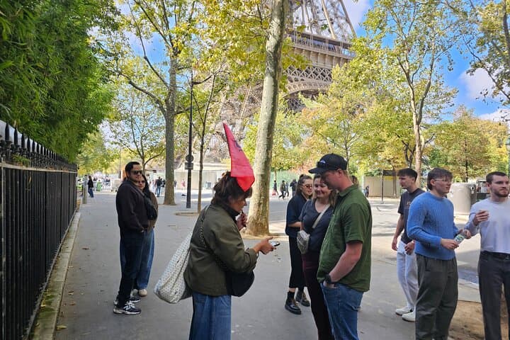 Eiffel Tower Reserved Lift Access: Second Floor or Summit Small-Group Tour photo 6