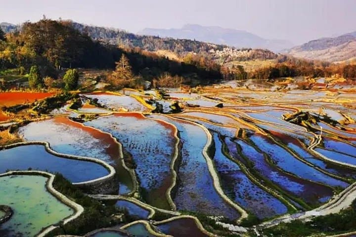 Sunrise to Sunset at Yuanyang: 2-Day Private Tour of Hani Rice Terraces