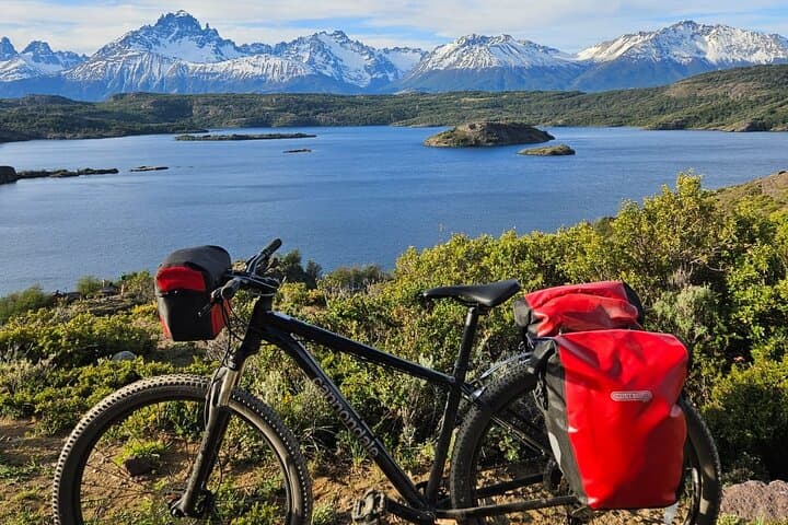 Patagonia Northern Southern Road: 10-Day Cycling Adventure from Puerto Montt to Coyhaique photo 4