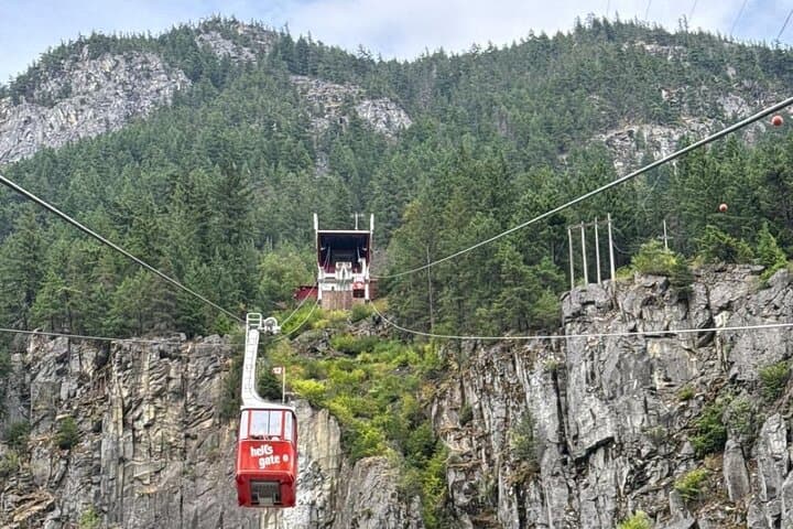 Fraser Canyon Day Tour: Bridal Falls, Othello Tunnels & Hell's Gate Airtram photo 3