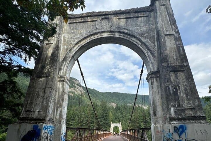 Fraser Canyon Day Tour: Bridal Falls, Othello Tunnels & Hell's Gate Airtram photo 4