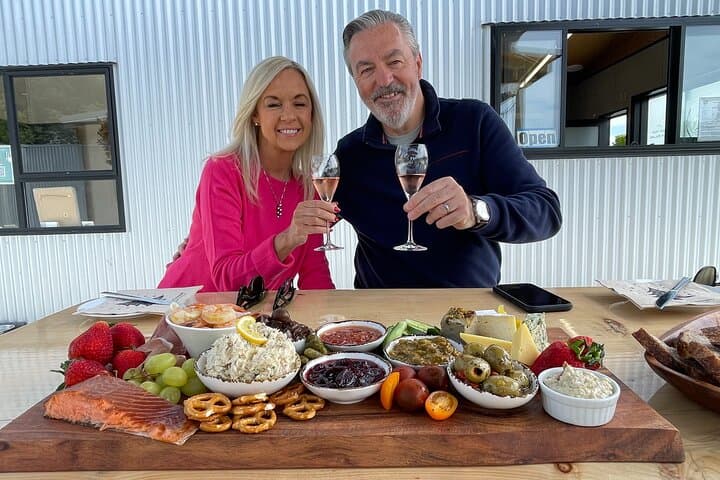 Martinborough Wine Day Trip from Wellington — Private Wairarapa Delights