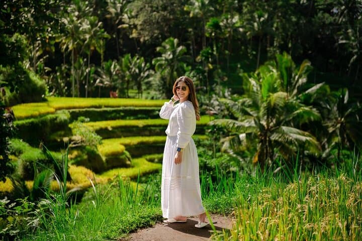 Ubud Purification Ritual and Instagram Highlights Tour photo 3