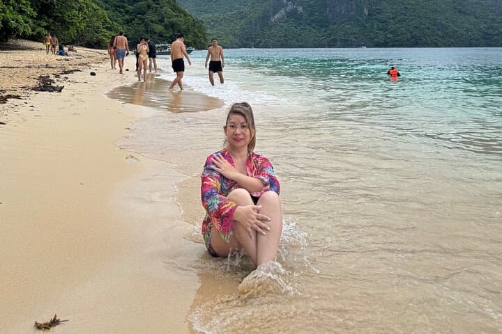 El Nido Island Hopping Tour: Big Lagoon, Secret Lagoon & Seven Commando Beach photo 2
