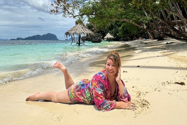 El Nido Tour C: Helicopter Island, Secret & Hidden Beaches Island-Hopping