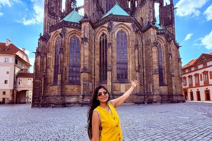 Budapest to Vienna, Bratislava & Prague — Private Guided 2-Day Capitals Tour