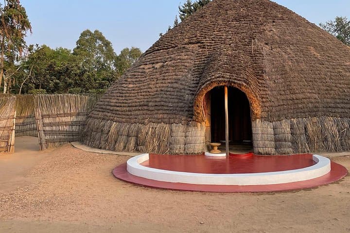 King’s Palace and Huye Coffee Plantation Day Tour from Kigali photo 2