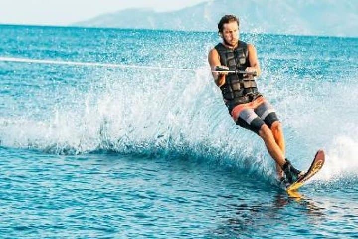 Red Sea Water Skiing in Hurghada: Speedboat Rides, Coral Views & Quick Transfers photo 2