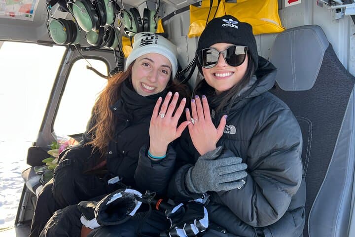Private Helicopter Proposal on Mount Esja: Reykjavik Landing with Champagne photo 3