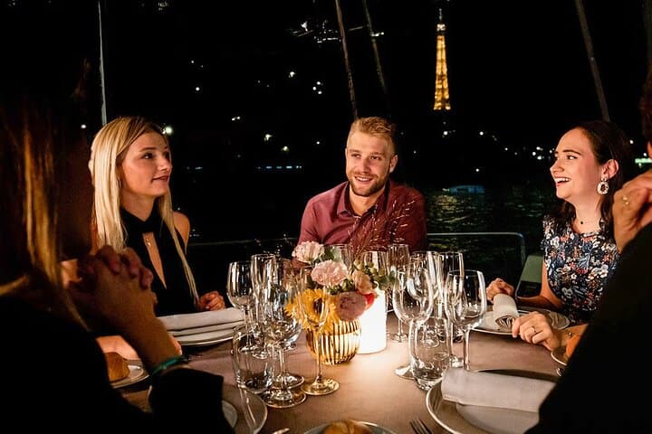 Seine River Dinner Cruise — Bateaux Parisiens French Premium Menu photo 4