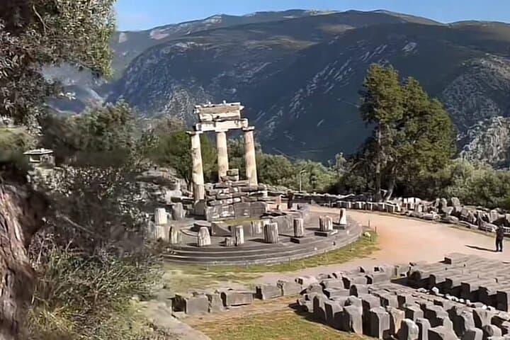 Two-Day Private Tour from Athens to Delphi and Meteora with Overnight in Kalambaka photo 2
