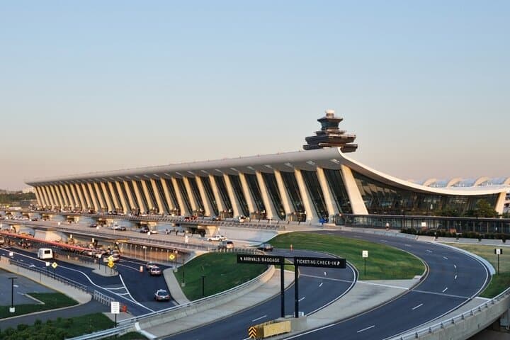 Washington DC to Dulles Transfer: Reliable Private Airport Ride photo 3