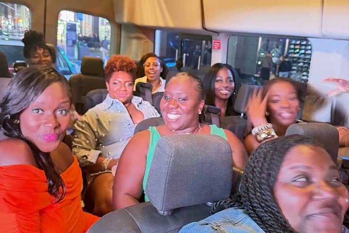 Private Transfer from New York — Door-to-Door Comfort with WiFi and Reclining Seats photo 3