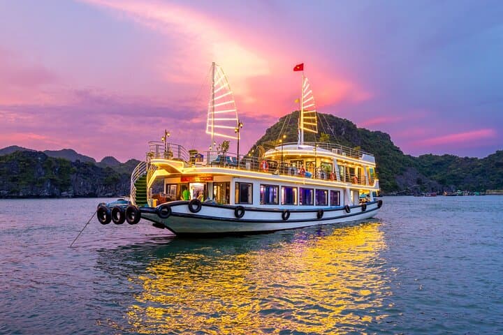 Lan Ha Bay Night Kayak: Eco Bioluminescent Cruise from Cat Ba