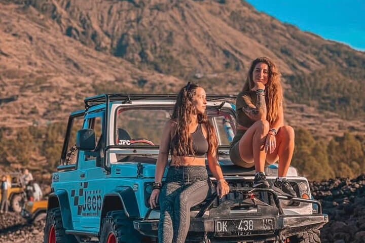 Bali Jeep Sunrise: Mount Batur Sunrise Trek, Hot Springs & Coffee Plantation photo 4