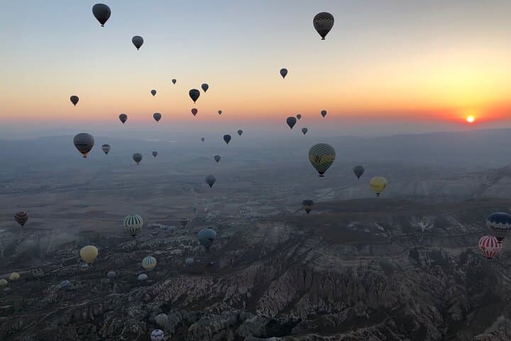 Sunrise Hot-Air Balloon Over Cappadocia: Göreme & Uçhisar Flight photo 5