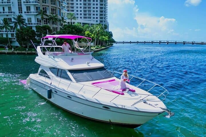Pink Yacht Rental Miami: 50ft Luxury Pink Charter on Biscayne Bay photo 5