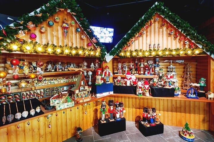 Cross the Arctic Circle: Santa Claus Village & Reindeer Experience in Rovaniemi photo 6