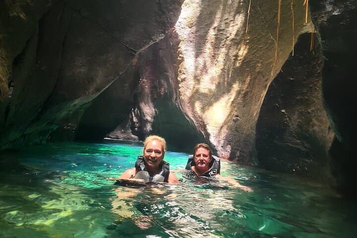 Roseau Rainforest Adventure: Trafalgar Falls & Titou Gorge Swimming Tour photo 2