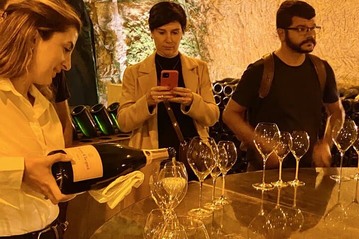 VIP Dom Pérignon & Veuve Clicquot Tastings with Michelin Lunch from Paris photo 2