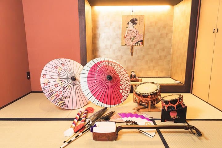 Dogo Onsen Kimono Experience: Tea, Dance & Traditional Photos in Matsuyama photo 5