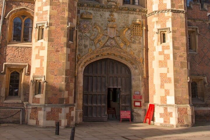 Cambridge Ghosts Self-Guided Audio Walking Tour with EMF Reader photo 6