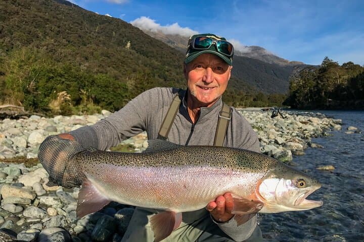 Fly Fishing with Matt Butler: Te Anau Wild Trout Day Trips photo 2