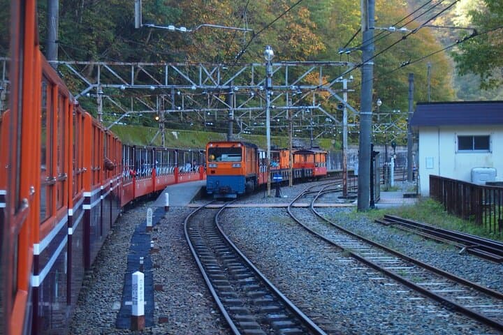 Kurobe Gorge Railway Private Tour: Nekomata Station & Unazuki Onsen Experience photo 5