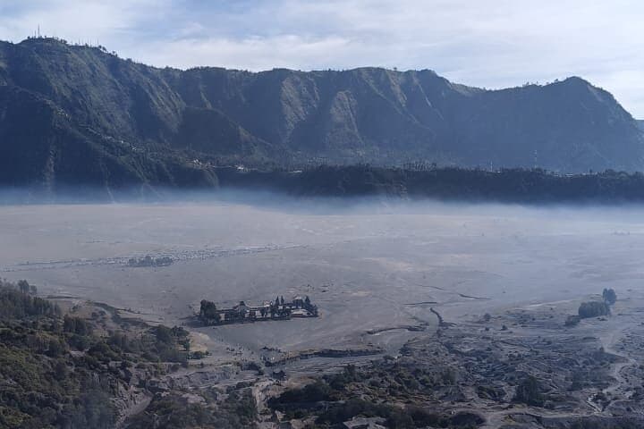 4D3N Bromo, Tumpak Sewu & Ijen Tour — Bromo Sunrise, Tumpak Sewu Waterfall & Ijen Blue Fire photo 3