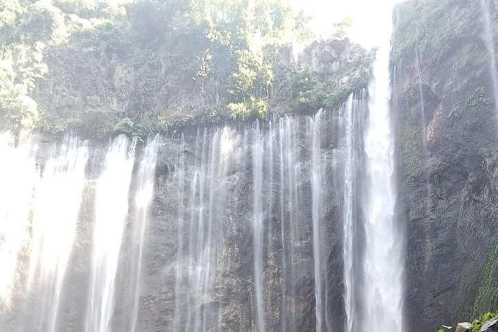 Day Trip to Tumpak Sewu Waterfall from Malang: Private Transport, Views & Cave Visit