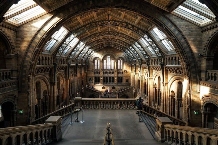 Skip-the-Line Natural History Museum London Entry & Hyde Park Walk photo 6