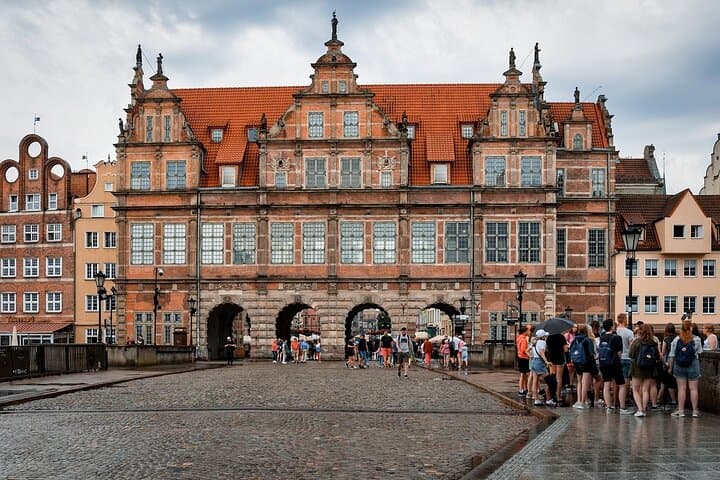 Gdańsk Old Town: Self-Guided Legends & Liberty Walking Tour photo 2