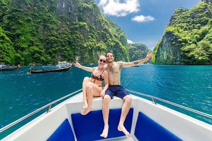 Phi Phi & Bamboo Island Snorkeling by Luxury Speedboat from Phuket