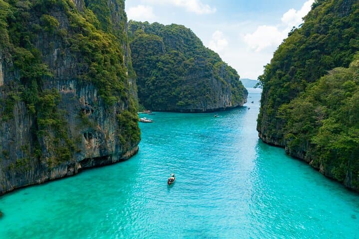 Phi Phi & Bamboo Island Snorkeling by Luxury Speedboat from Phuket photo 6