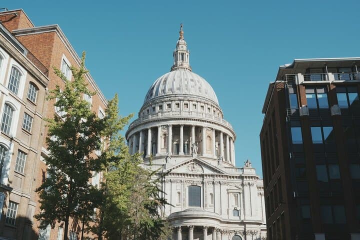 St Paul's Cathedral Ticket and Self-Guided London City Tour