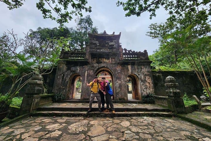 Da Nang One-Day City Tour: Linh Ung Pagoda, Marble Mountains & Dragon Bridge photo 4