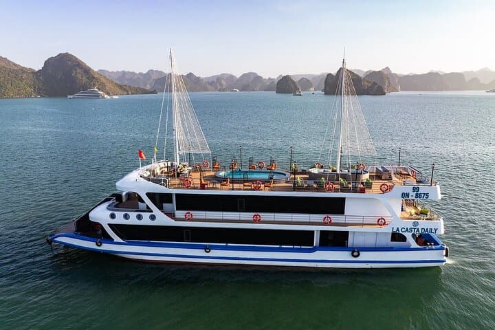 La Casta Luxury Day Cruise: 7-Hour Halong Bay Tour to Sung Sot Cave & Ti Top Island photo 2