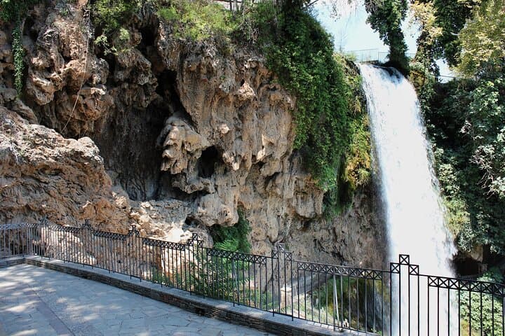 Private Loutra Pozar Thermal Baths & Edessa Waterfall Day Trip from Thessaloniki photo 3