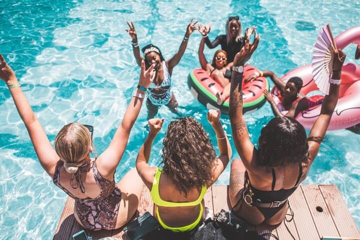VIP Vegas Pool Crawl: Skip Lines, Party Bus & Dayclub Access photo 4
