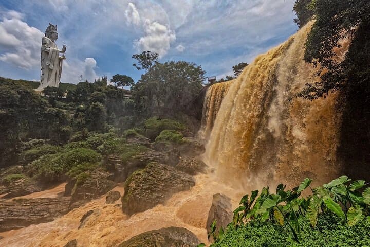 Dalat Countryside Minivan Tour — Pongour & Elephant Falls, Coffee, Silk and Bee Farms photo 3