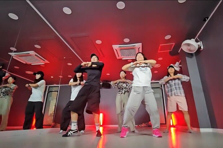 Learn K-pop Choreography and Shoot a Dance Video at HiKR Ground, Seoul photo 6