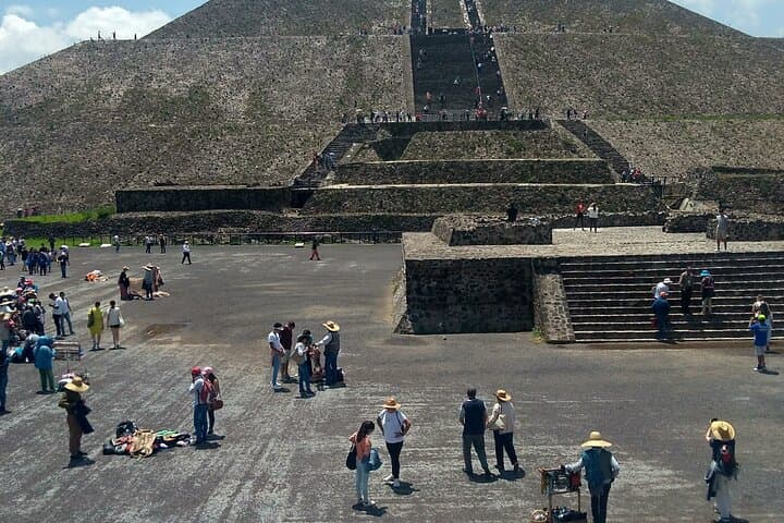 Teotihuacan and Tula Pyramids Day Trip from Mexico City: Ancient Cities in One Day