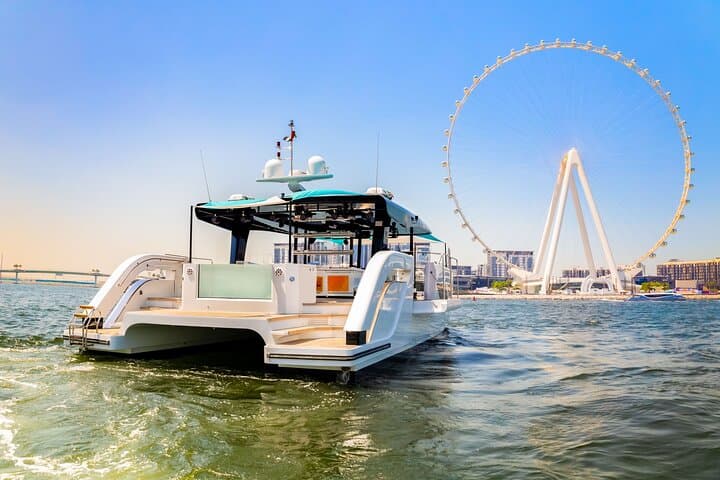 Dubai Luxury Night Yacht Party with Live DJ & Open Bar photo 2
