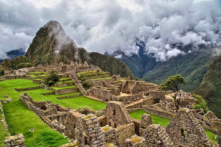 Sacred Valley to Machu Picchu in 2 Days: Complete Short-Trip Guide photo 5
