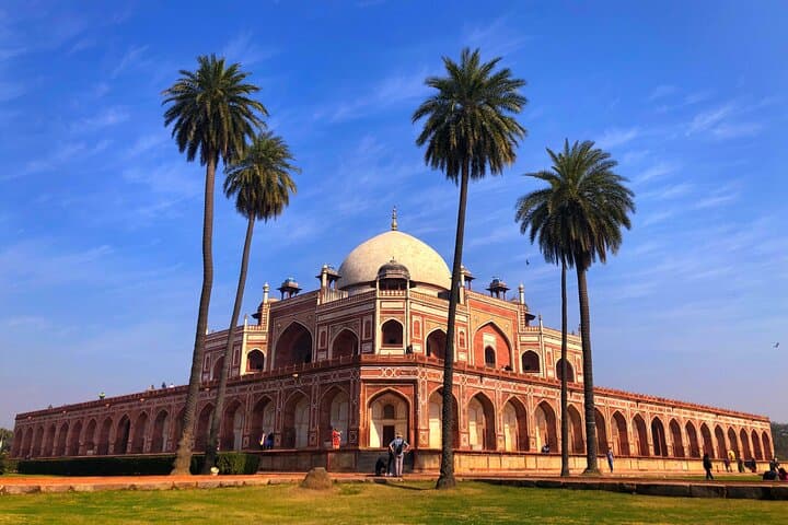 Full-Day Private Tour Of Old and New Delhi: Historic Sights & Street Markets